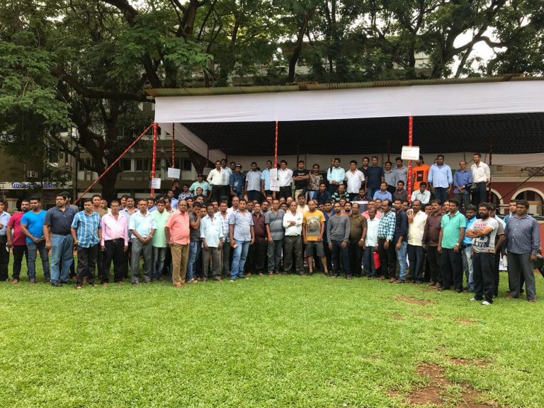 95 per cent of twitterati in our poll say Parrikar touch will help mining industry