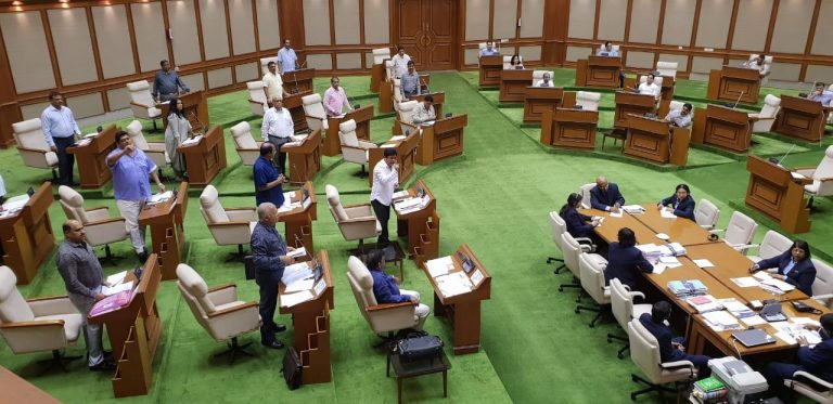 Assembly continues being disrupted by opposition over fish issue