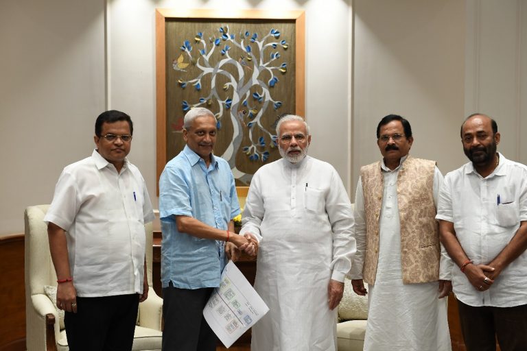 CM meets PM in Delhi discusses mining issue