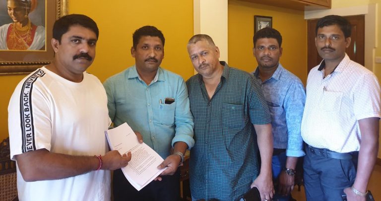 Sattari farmers petition Vijai Sardesai, want nuisance creating animals be declared vermin