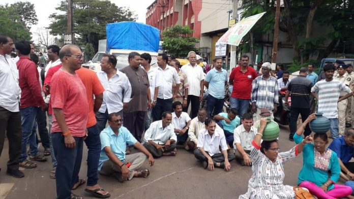 Dhavalikar busy vying for CM’s chair as Mapusa celebrates dry Ganesh Chaturthi