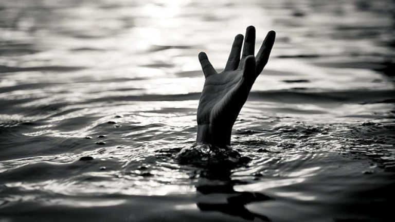 One Madhya Pradesh youth drowns at Calangute. 