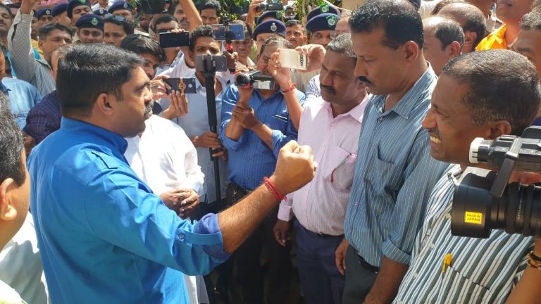 Will the mining resume, if we resign?, questions Vijai Sardesai