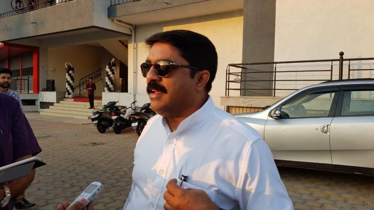 Parrikar had shown inclination to resign – Sardesai