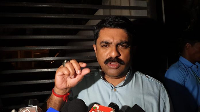 First start Mandovi bridge, then think of diverting road for Zuari: Vijai Sardesai