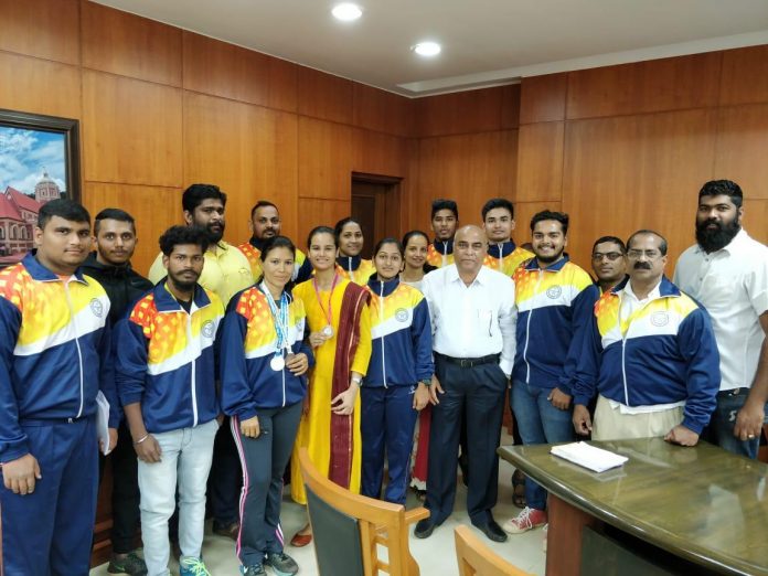 Ajgaonkar congratulates Goa Team for success at National Benchpress Championship