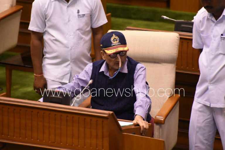 Parrikar skips the Question Hour of Last day, expected to arrive in evening