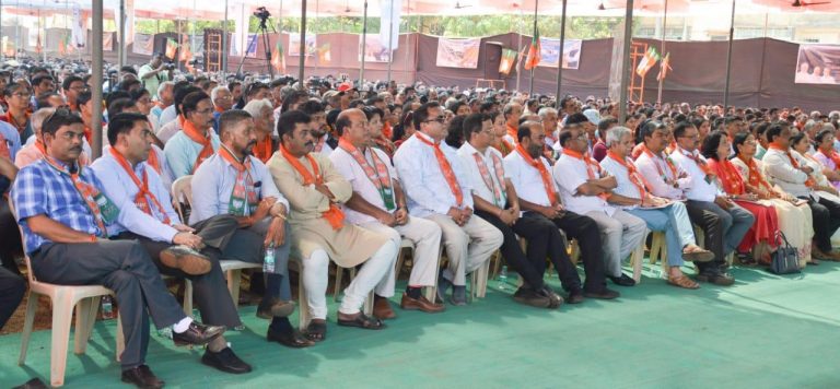 PM Narendra Modi assures solution on Goa mining issue