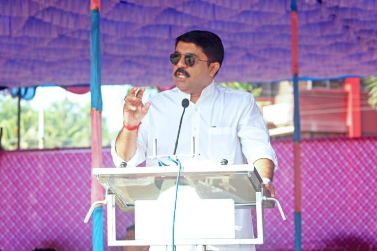 Khajan lands to be revived, Kabrasthan to muslim community in Margao: Vijai’s promise on Republic Day