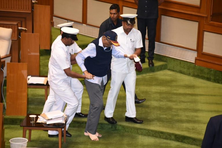  Government for legislative cure of mining crisis: Parrikar