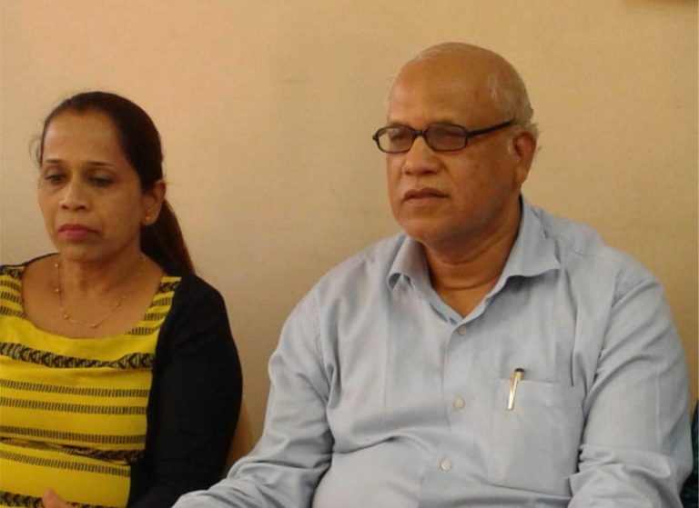 Priyanka carries charisma of Indira Gandhi: Digambar Kamat