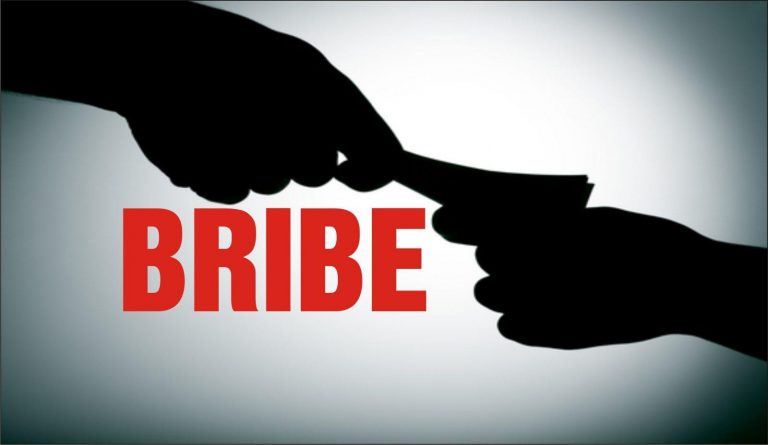 ACB arrests Talathi at South Goa collector for bribe