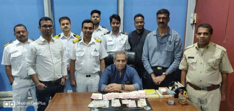 Customs apprehended international traveler with foreign currencies