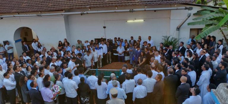 Mortal remains of Francis D’Souza laid to rest