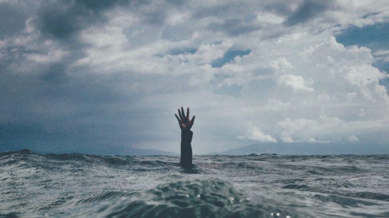 One Madhya Pradesh tourist drowns at Calangute.