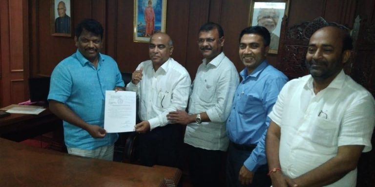 Babu, Pawaskar merges MGP legislative wing into BJP