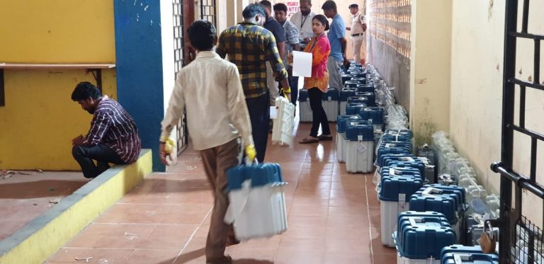 DEO/RO South clarifies on transportation of EVMS
