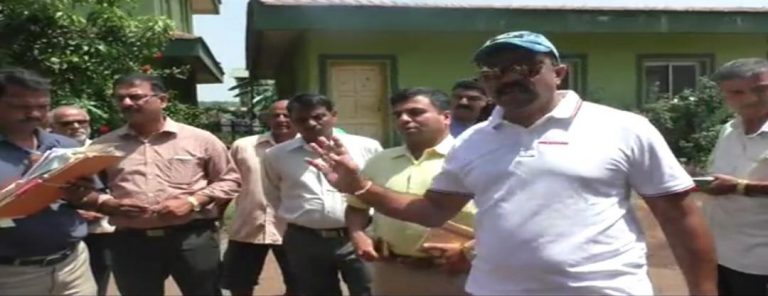 Vijai Sardesai loses cool over the officer for his phone, later expresses regret