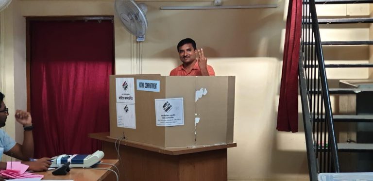 Siddharth Kunkolienkar voted at Junta House