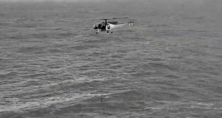 Indian coast guard rescues armyman near Cabo de Ram
