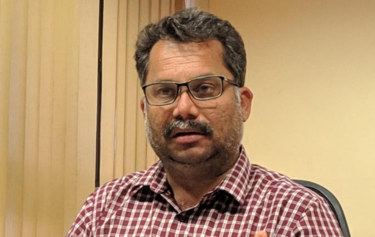 Girish Chodankar is outdated leader, Congress should change him