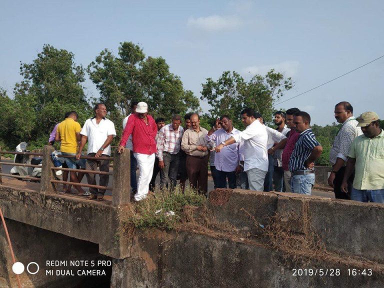 Jayesh Salgaonkar directs authorities to clean Guirim creek
