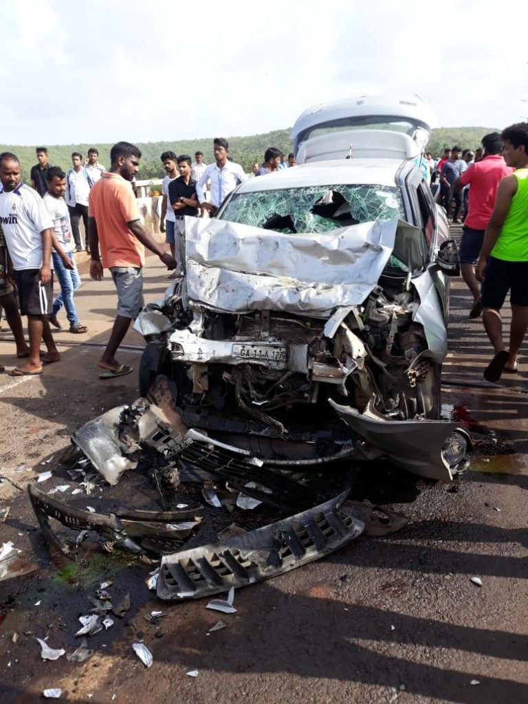 Three died in an accident at Siolim-Chopdem bridge, car set on fire