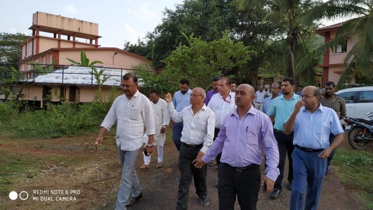 PWD Minister Deepak Pauskar inspects Assnora water  plant