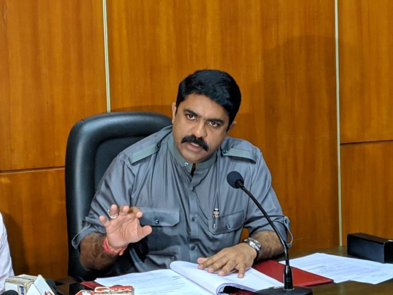 Government rejects review committee report on private forests