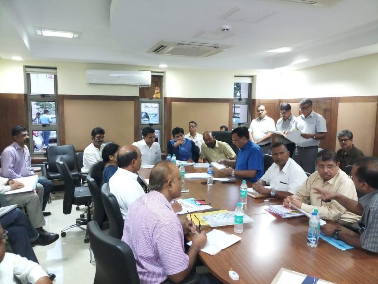 Piyush Goyal holds review meeting of railway projects in Goa