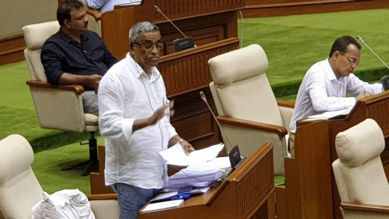 MGP MLA Sudin Dhavalikar speaks about his ailment in House