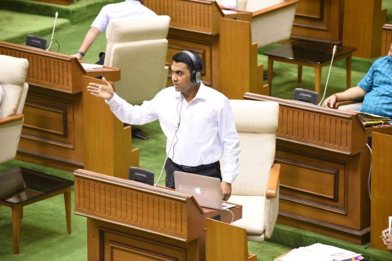E-auction of ore to begin in next 15-20 days: CM 