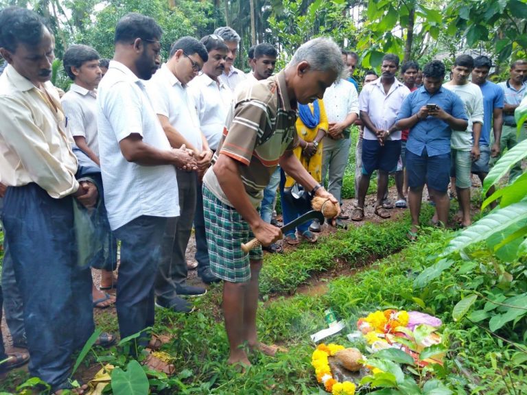 Work of Dongra Valshem bridge in Sanguem constituency begins