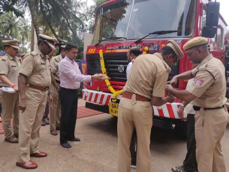 Advanced Fire Tender Vehicle launched by CM