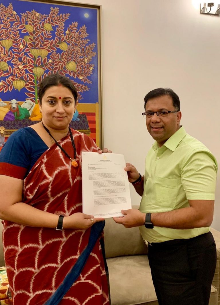 Vishwajit Rane meets Union minister Smriti Irani, discusses status of various schemes