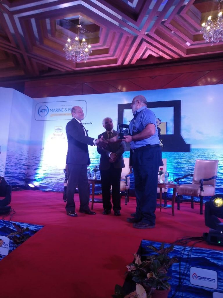 Captain Nitin Dhond bestowed coveted ‘Kashti Vibhushan’ Award