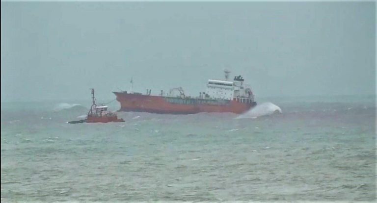 Five member committee to oversee operations to empty naphtha from the ship