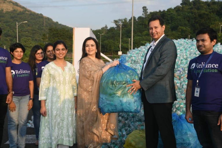 Reliance employees give new life to waste plastic bottles Collect record setting 78 tons of waste plastic bottles for recycling to spread message of Swachhata hi Seva