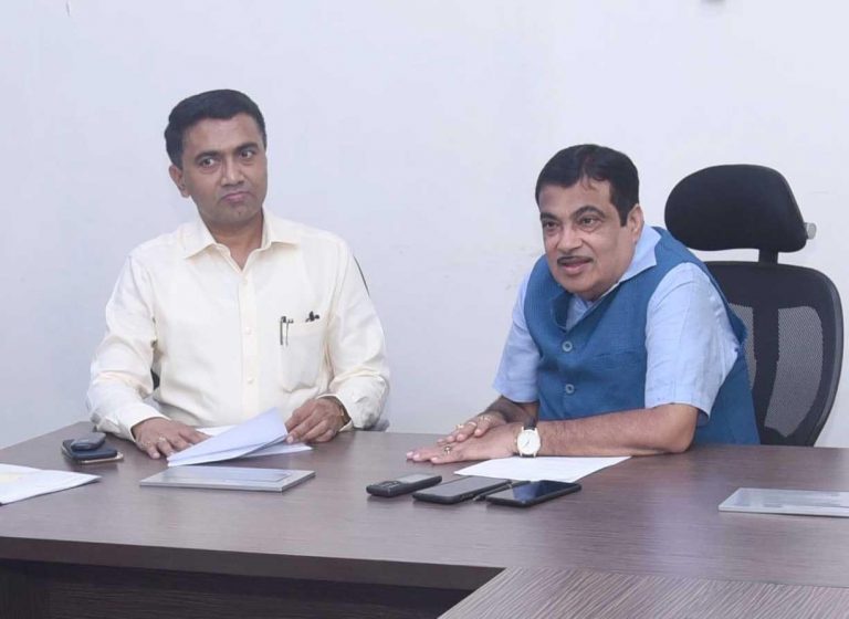 CM meets Union Minister Gadkari in Delhi