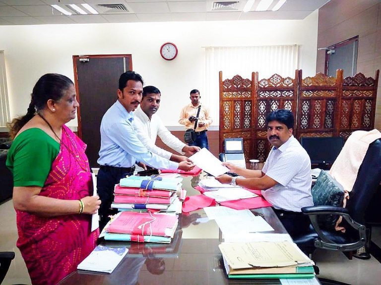 Hindu Janajagruti Samiti demands ban on a book defaming Vir Savarkar