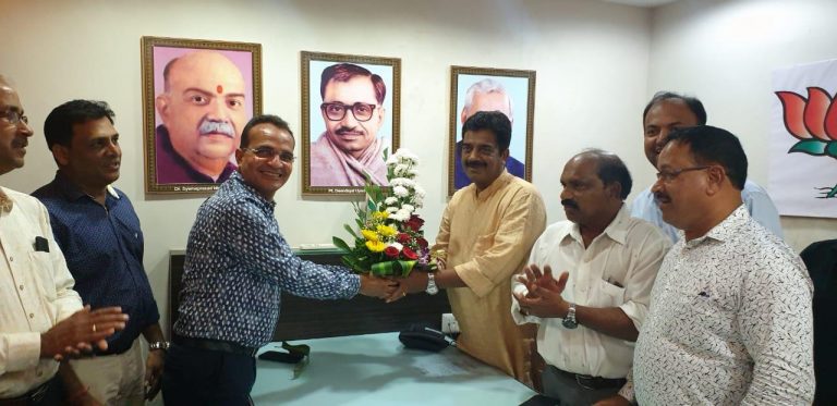 Sadanand Tanavade takes over as new Goa BJP Chief