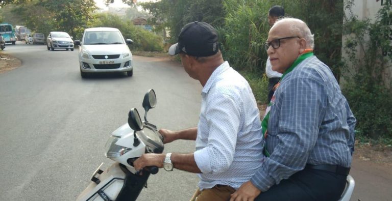 Digambar Kamat clicked pillioning scooter rode without helmet