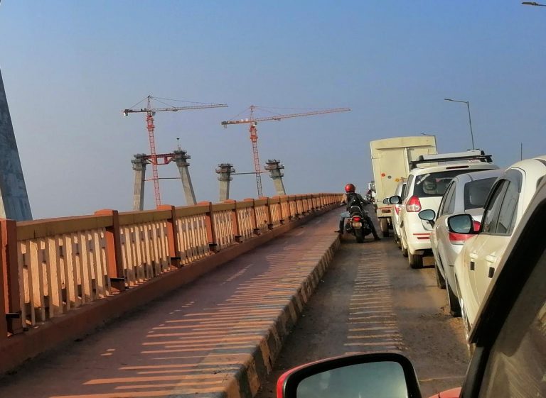Zuari bridge traffic and Portugal President arrival