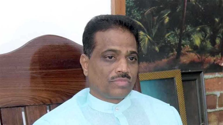 जिल्ह्यात 120 रुपये दराने काजू, जिल्हा बँकेने दिले कॅश क्रेडिट – सतीश सावंत