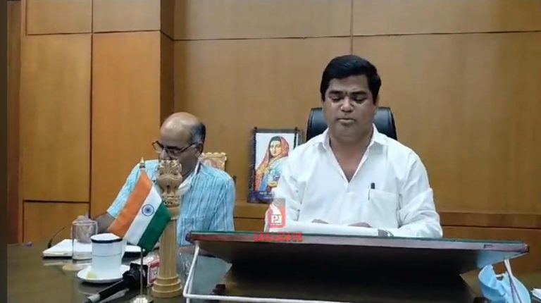 Goa gets ready to fight back possible locust attack: Kavlekar