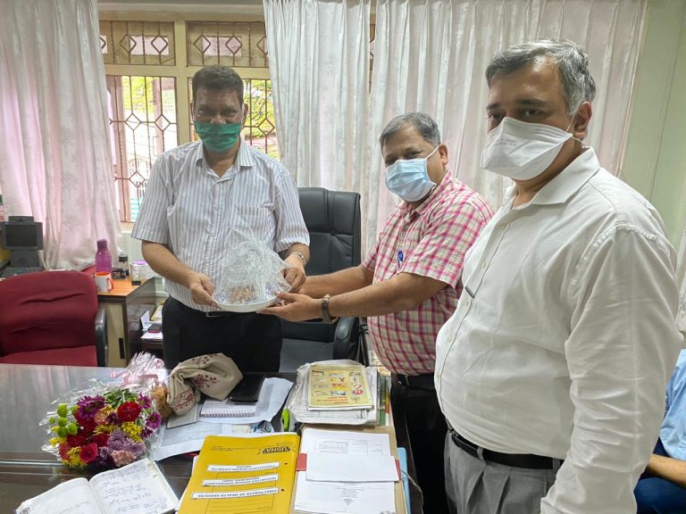 Manipal Hospital felicitates three DHS doctors