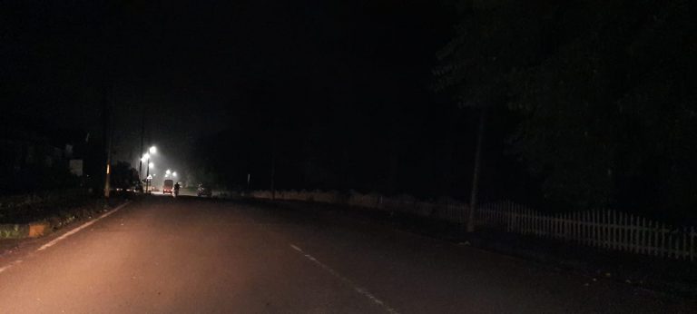 People face harship in Valpoi town due to absence of street lights  Devendra Gaonkar