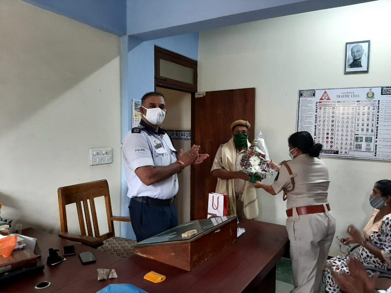 ३३ वर्सा प्रामानीक पणान काम करून निवृत्त जालो-होम गार्ड विनोद गोलतेकार  देवेंद्र गांवकार