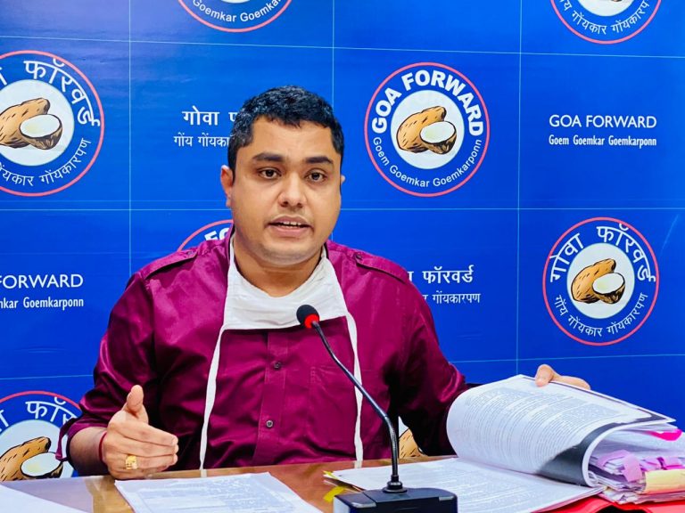 CM exposed by own MLA: Durgadas Kamat