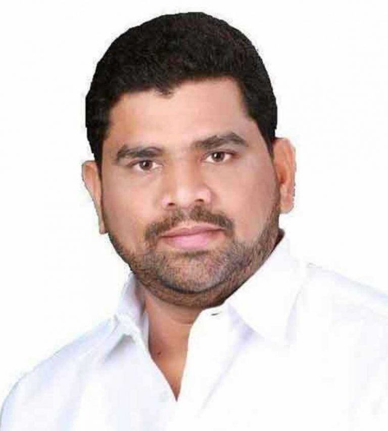 कांदळवनाच्या संवर्धनासाठी व रोजगार निर्मितीसाठी सर्वोतोपरी प्रयत्न करणार- आ.वैभव नाईक  तिवरे व सागर तटीय जैवविविधतेचे संवर्धन प्रतिष्ठानच्या नियामक मंडळावर आ.वैभव नाईक यांची वर्णी